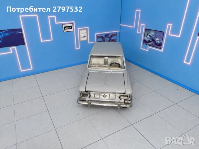 НА ЧАСТИ! Москвич 426 А3 комби 1:43 СССР - оригинални части Tantal Novoexport кутия, снимка 2 - Колекции - 56184997