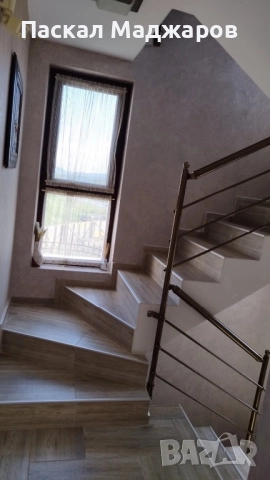 Триетажна жилищна сграда с дворно място и лятна кухня, снимка 12 - Къщи - 51545415