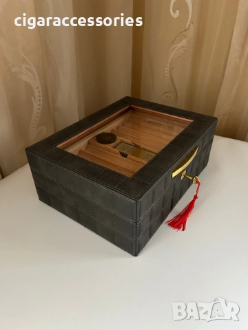 Хумидор за 50 пури – кедър, кожа, стъкло, дигитален хигрометър, снимка 7 - Табакери - 53958345