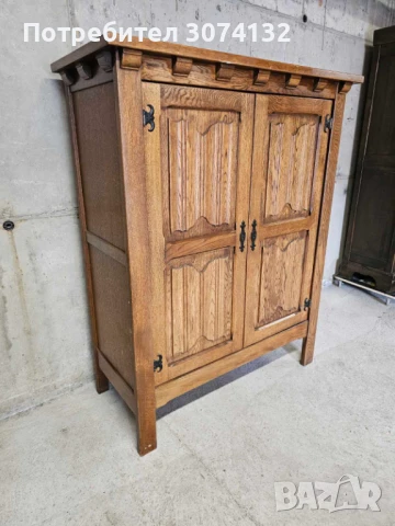 Масивен дъбов шкаф в стил Рустик, снимка 3 - Шкафове - 50667952