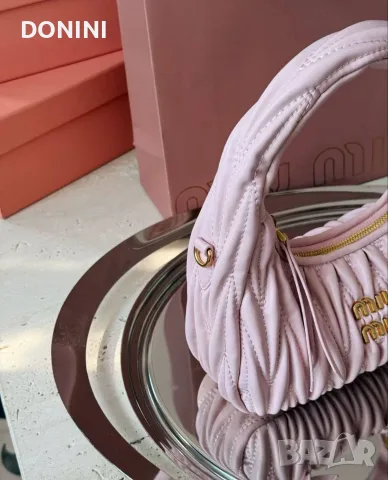 Miu Miu Belair Дамска чанта, кожа , снимка 4 - Чанти - 56003153