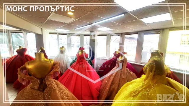 Търговско помещение за продажба в  централната част на гр. Горна Оряховица, снимка 7 - Магазини - 49375493