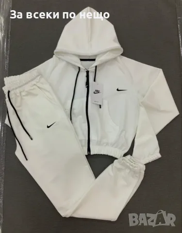Nike Дамски Ватиран Спортен Комплект Късо Горнище И Долнище🔝Дамски Спортен Екип Код VAL-51, снимка 4 - Спортни екипи - 56105361