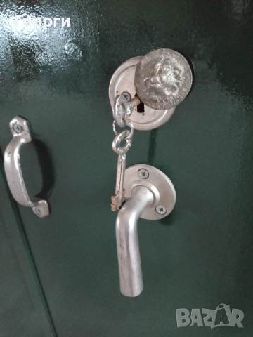 Метална каса, снимка 17 - Сейфове и каси - 53269559