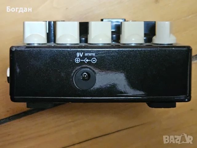 Harley Benton Custom Line Bass DI-Expander – Bass Preamp / DI / Compressor, снимка 5 - Китари - 56059451