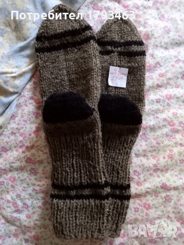 Ръчно плетени мъжки чорапи от вълна, размер 42, снимка 1 - Тениски - 42775464