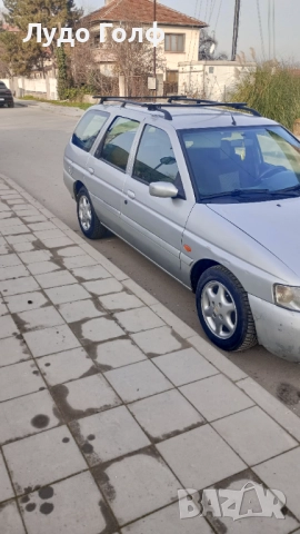 Форт ескорт 1.6 газ бензин, снимка 2 - Автомобили и джипове - 52833708