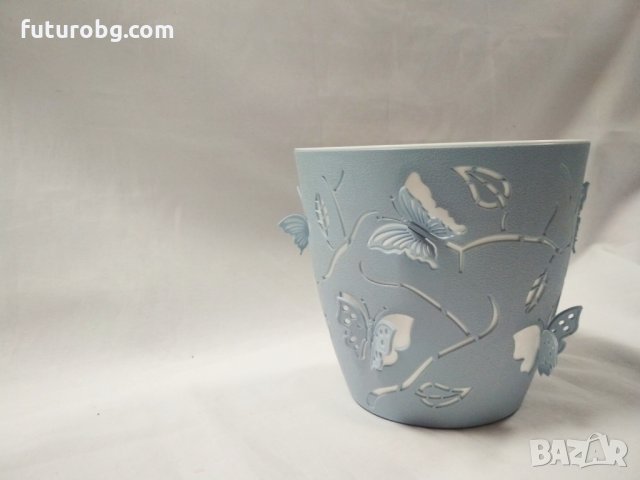 Саксия тип кашпа 3D с пеперуди различни цветове., снимка 2 - Саксии и кашпи - 31937796