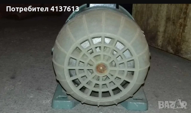 Електрически двигател трифазен 270 Вт 1400 об/мин, снимка 2 - Електродвигатели - 50454001