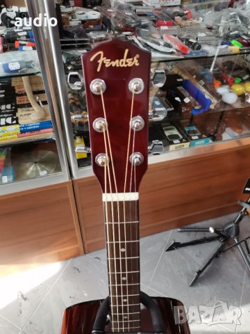 Акустична китара Fender, снимка 3 - Китари - 30893812