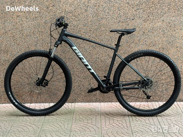 Планинско колело Giant 29 цола L размер, снимка 2 - Велосипеди - 56548589