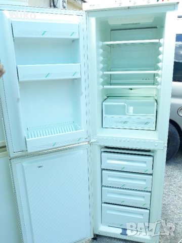 Хладилник с фризер Siemens , снимка 2 - Хладилници - 42908234