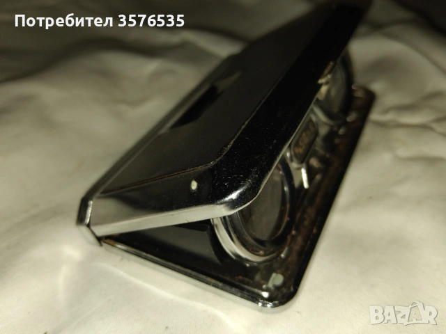 Продавам стар японски театрален бинокъл.