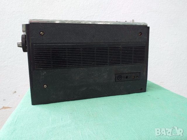 VEF Spidola 230-1, снимка 10 - Радиокасетофони, транзистори - 29123991