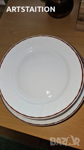 Порцеланив български релефен сервиз за хранене на Китка , снимка 7 - Сервизи - 51623977