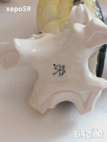 Прекрасен лот от четири папагала на немската фирма Карл Енс (Karl Ens)., снимка 10 - Антикварни и старинни предмети - 54238031