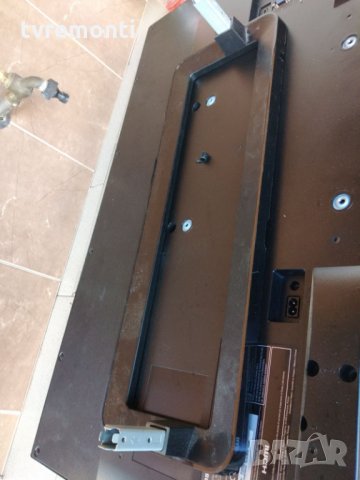 Стойкa за телевизор TOSHIBA модел 40L2456D