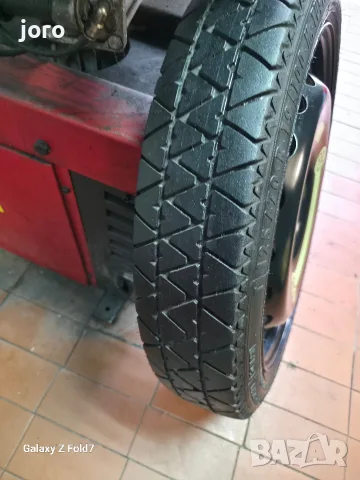 Патерица Audi A4 B9 , снимка 2 - Гуми и джанти - 55607455
