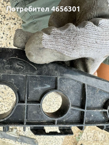 Преден десен държач на предна броня на Тойота Корола само за 30лв. 52115-02180, снимка 3 - Части - 52488662