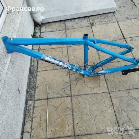 Красива 26 цола алуминиева рамка за велосипед колело си търси майстор заварчик , снимка 1
