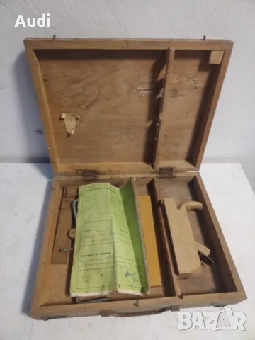 Комплект дърводелско ренде, прав ъгъл, шаблон. 2 скоби и кутия. , снимка 4 - Стяги - 49705921