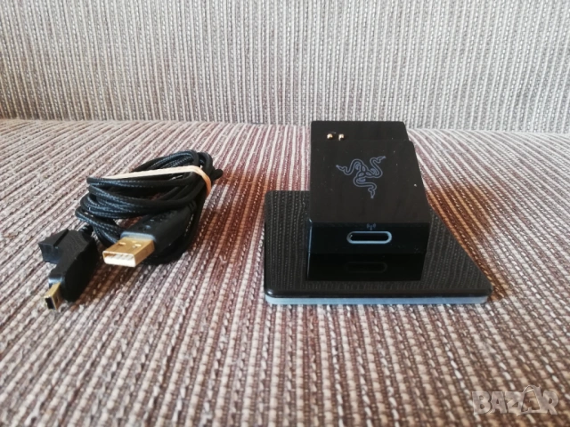 Razer Mamba Charging Dock зарядна станция, снимка 2 - Клавиатури и мишки - 54325267