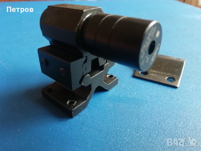 Червен лазер за пистолет, 10mW, алуминий, черен, снимка 1 - Оборудване и аксесоари за оръжия - 44366152