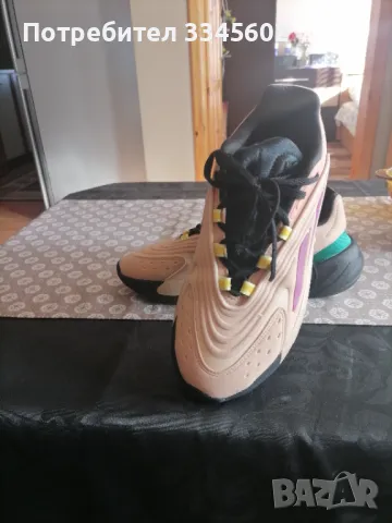 Дамски маратонки Адидас 