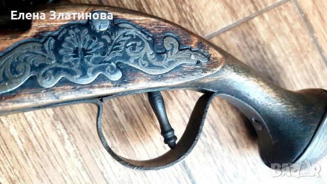 Стар кремъчен пистолет , снимка 7 - Антикварни и старинни предмети - 44438977