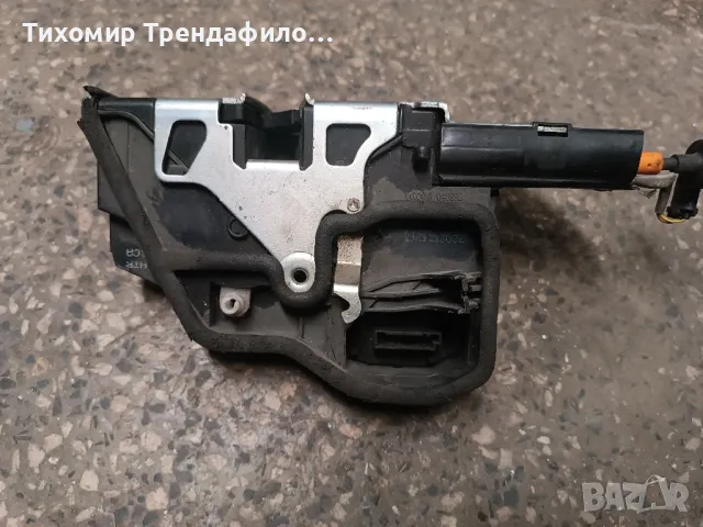 7202588 rear door lock rh BMW X5 (E70) 2006 139068 брава задна дясна врата бмв х5, снимка 7 - Части - 49281792