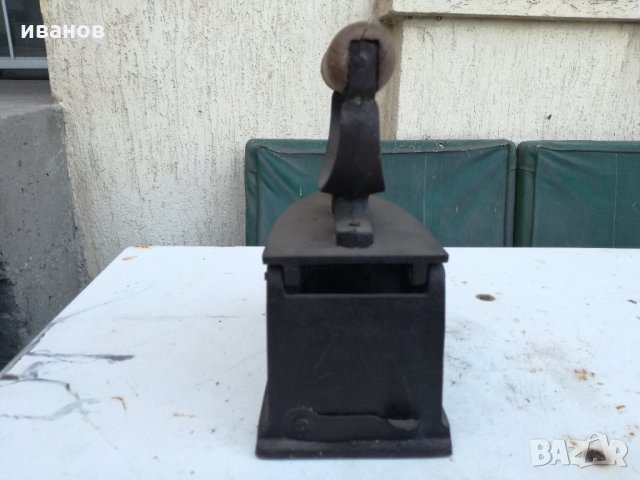 Продавам стара ютия, снимка 6 - Антикварни и старинни предмети - 30505762