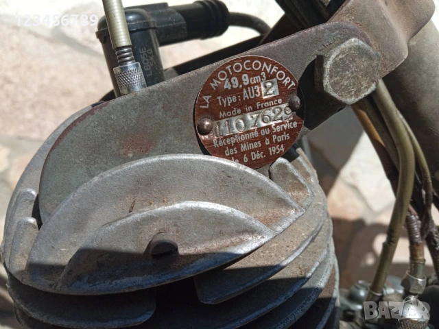 La Motoconfort 1954 г. Колекционерски, автентичен, работещ,оригинален., снимка 4 - Мотоциклети и мототехника - 53899159