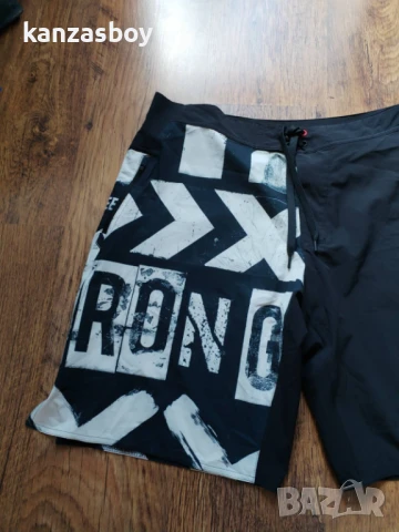 reebok Printed Board Short - страхотни мъжки панталони КАТО НОВИ Л, снимка 8 - Спортни дрехи, екипи - 50449493