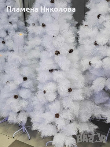 Коледна Снежно бяла елха с шишарки + пласмасова стойка  ТОП ПРЕДЛОЖЕНИЕ