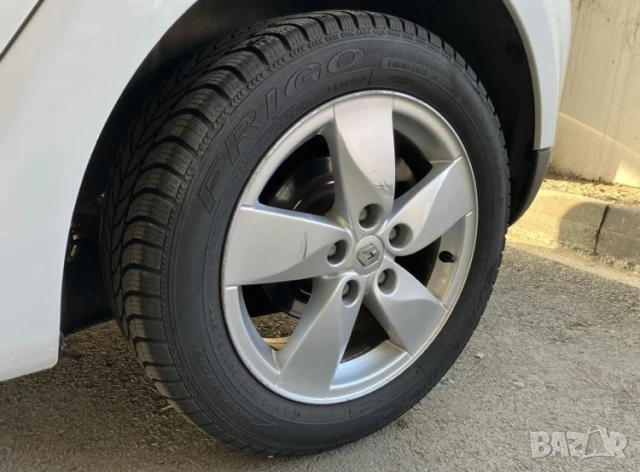 Renault Megane 1.5 Dci 110k.c., снимка 11 - Автомобили и джипове - 53731884