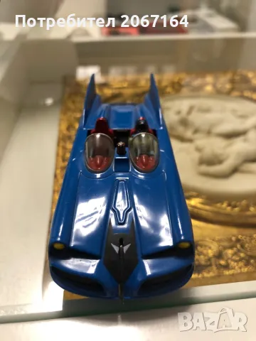 Метална количка Batmobile на Corgi, снимка 2 - Колекции - 48466114