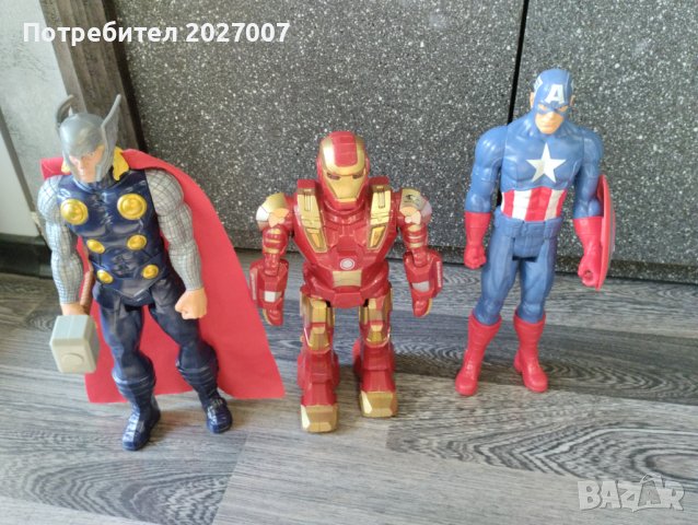 Фигури на Тор, Железния човек и Капитан Америка , снимка 1 - Фигурки - 39637622