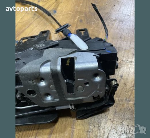 Ford fiesta 2009година 2/3врати Брава и Външна дръжка Лява Врата, снимка 5 - Части - 40719106