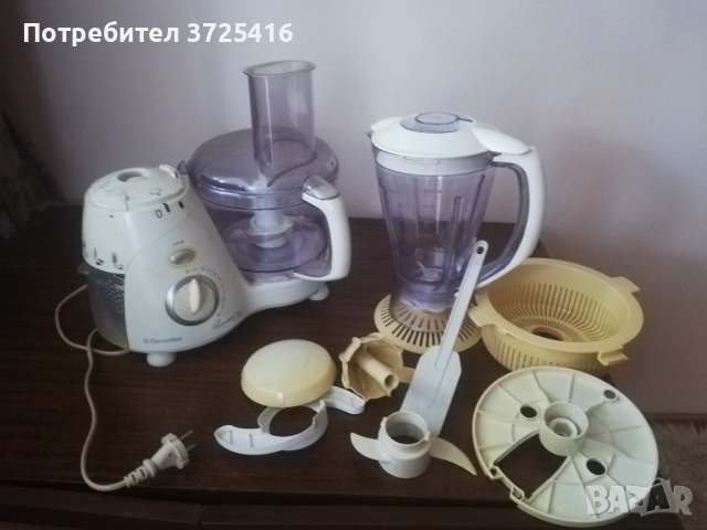 Многофункционален кухненски робот и блендер , снимка 2 - Кухненски роботи - 52484020