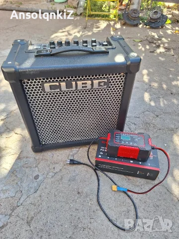 Продавам Roland Cube 20