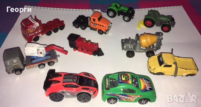 Лот Различни колички от Италия (Majorette, Hot Wheels...), снимка 2 - Коли, камиони, мотори, писти - 52508567