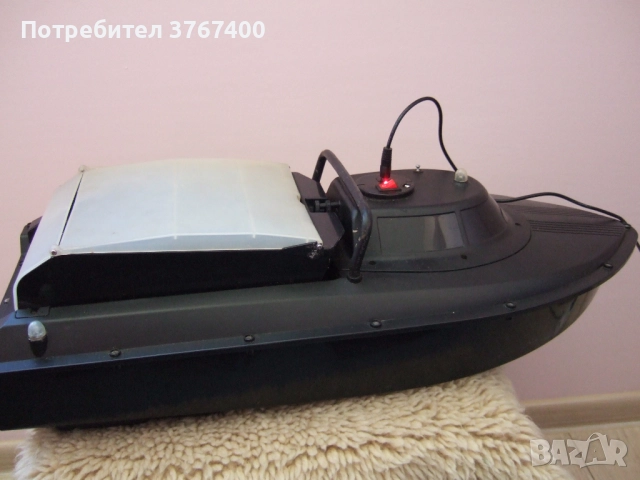 Лодка за захранка JABO 2, снимка 2 - Такъми - 52242726