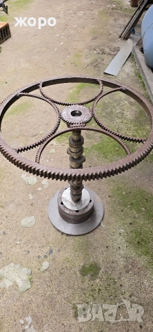 въртяща масичка, снимка 2 - Маси - 52619564