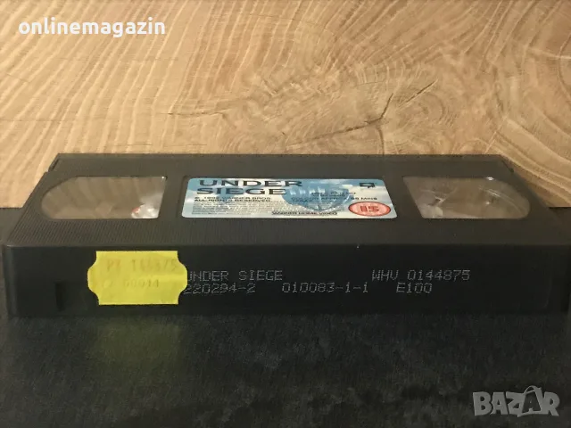 Видеокасета “ UNDER SIENGE - Под Обсада “ КАТО НОВА VHS, снимка 7 - Други жанрове - 55972111
