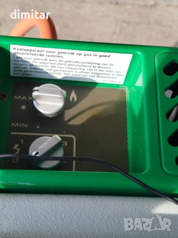 Хладилник ELECTROLUX - 12/220 V-gas, снимка 5 - Хладилни чанти - 54143932