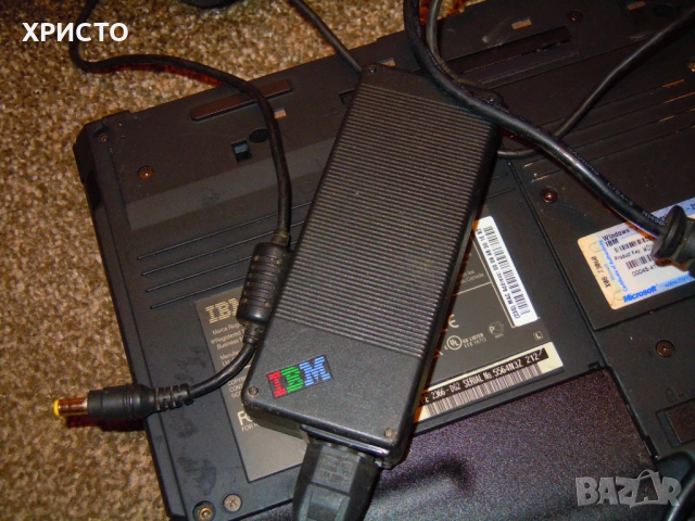 IBM T30, снимка 11 - Лаптопи за работа - 53211291