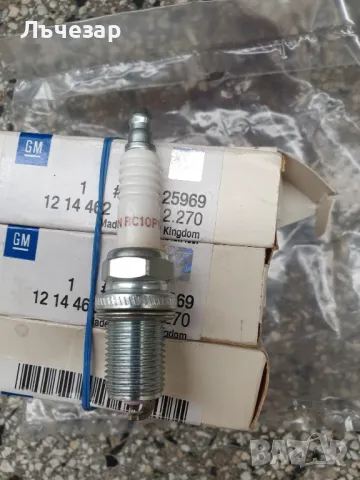 Оригинални свещи Опел Фронтера Б 3.2 V6, снимка 2 - Части - 47398422