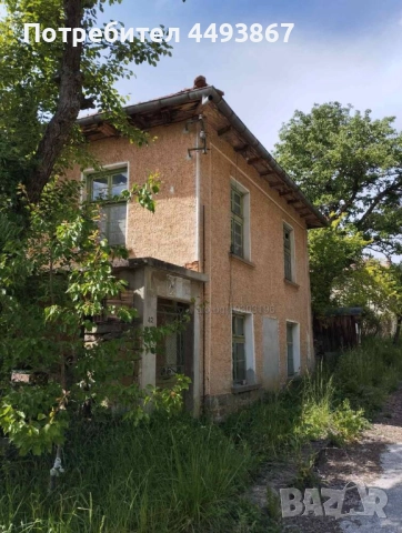 Къща с двор в с. Дамяново, на 17 км от Севлиево, снимка 2 - Парцели - 52010369