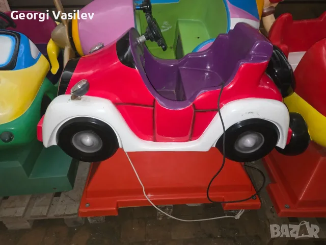🎠 Детски клатушки (монетни атракции) – различни модели