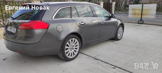 Продавам Опел Инсигния 2011 с автоматична скоростна кутия., снимка 5 - Автомобили и джипове - 52973150
